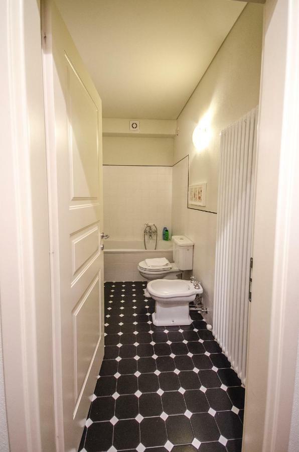 Azeglio Apartment, A Due Passi Da Piazza Maggiore Bologna Ngoại thất bức ảnh