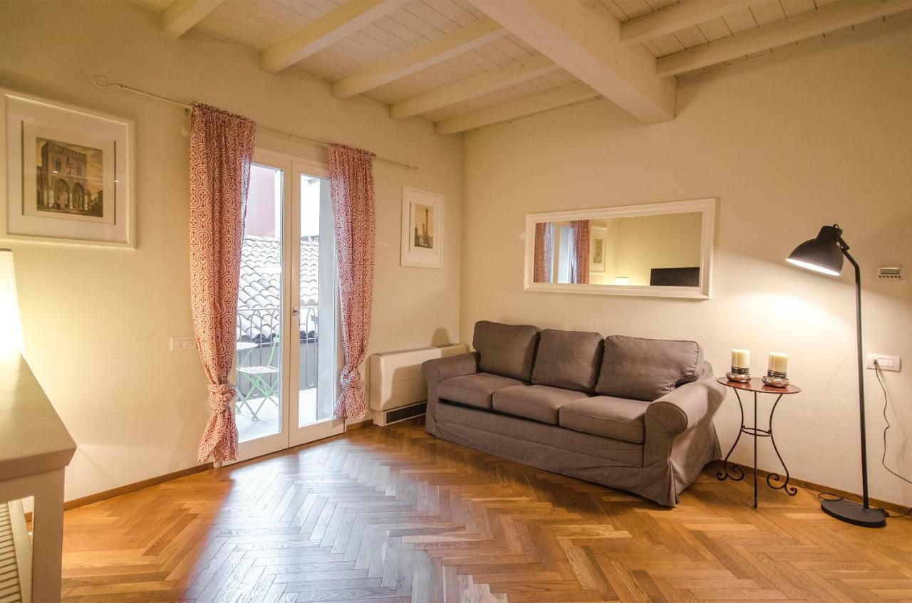Azeglio Apartment, A Due Passi Da Piazza Maggiore Bologna Ngoại thất bức ảnh