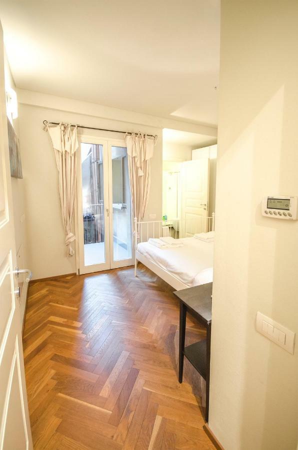Azeglio Apartment, A Due Passi Da Piazza Maggiore Bologna Ngoại thất bức ảnh